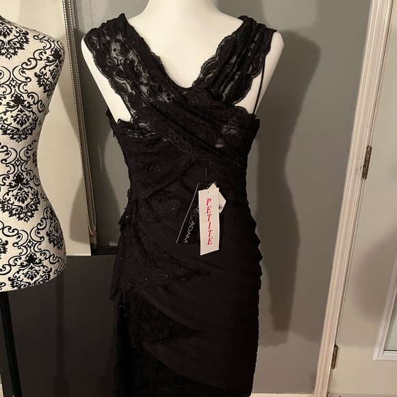 VINTAGE BETSY AND ADAM Little Black Dress Size 10/Petite - Picture 4 of 11